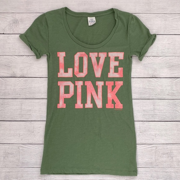PINK Victoria’s Secret “Love Pink” t-shirt! - Picture 1 of 3